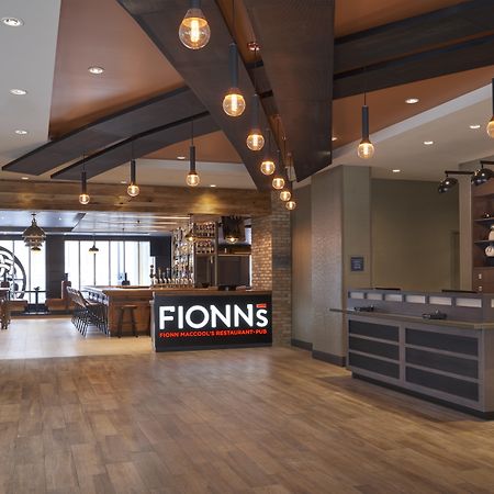 Four Points By Sheraton Toronto Airport East Экстерьер фото