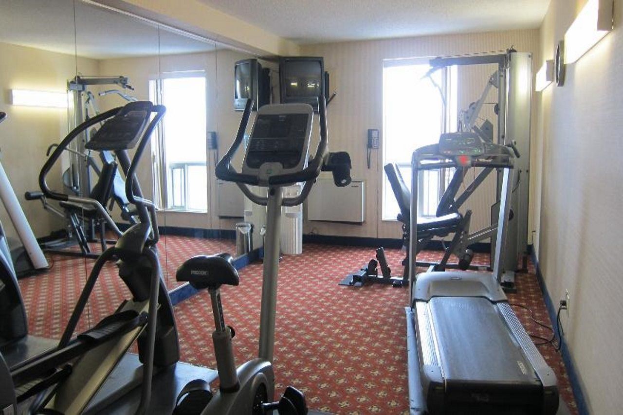 Four Points By Sheraton Toronto Airport East Экстерьер фото