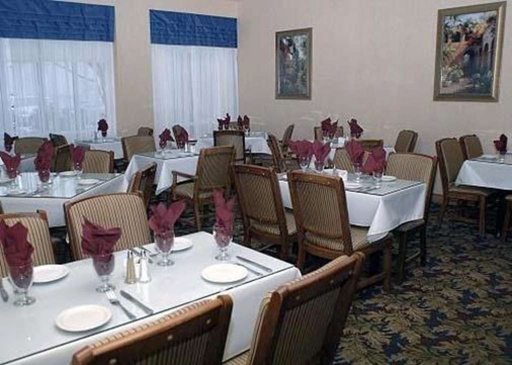 Four Points By Sheraton Toronto Airport East Ресторан фото