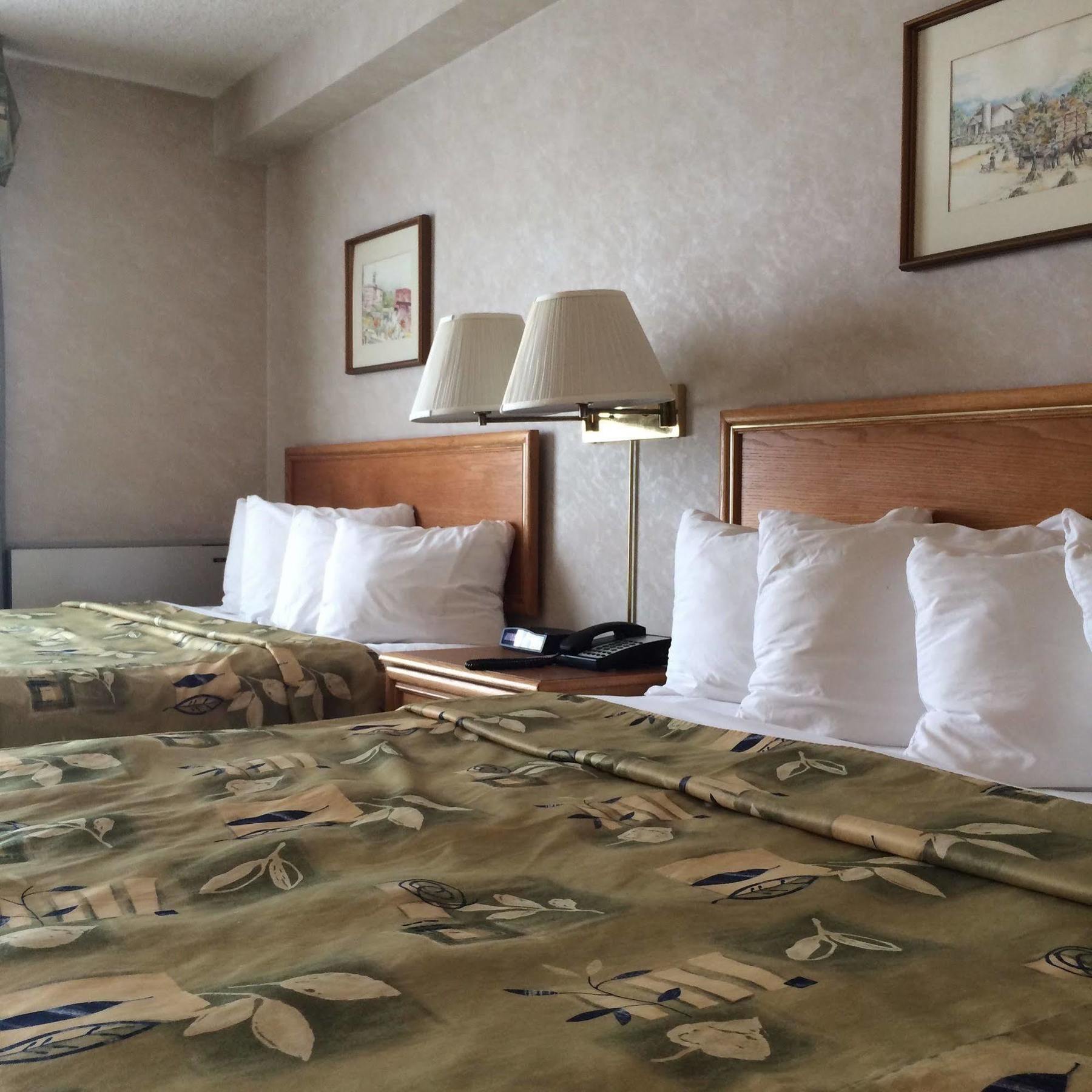 Four Points By Sheraton Toronto Airport East Экстерьер фото