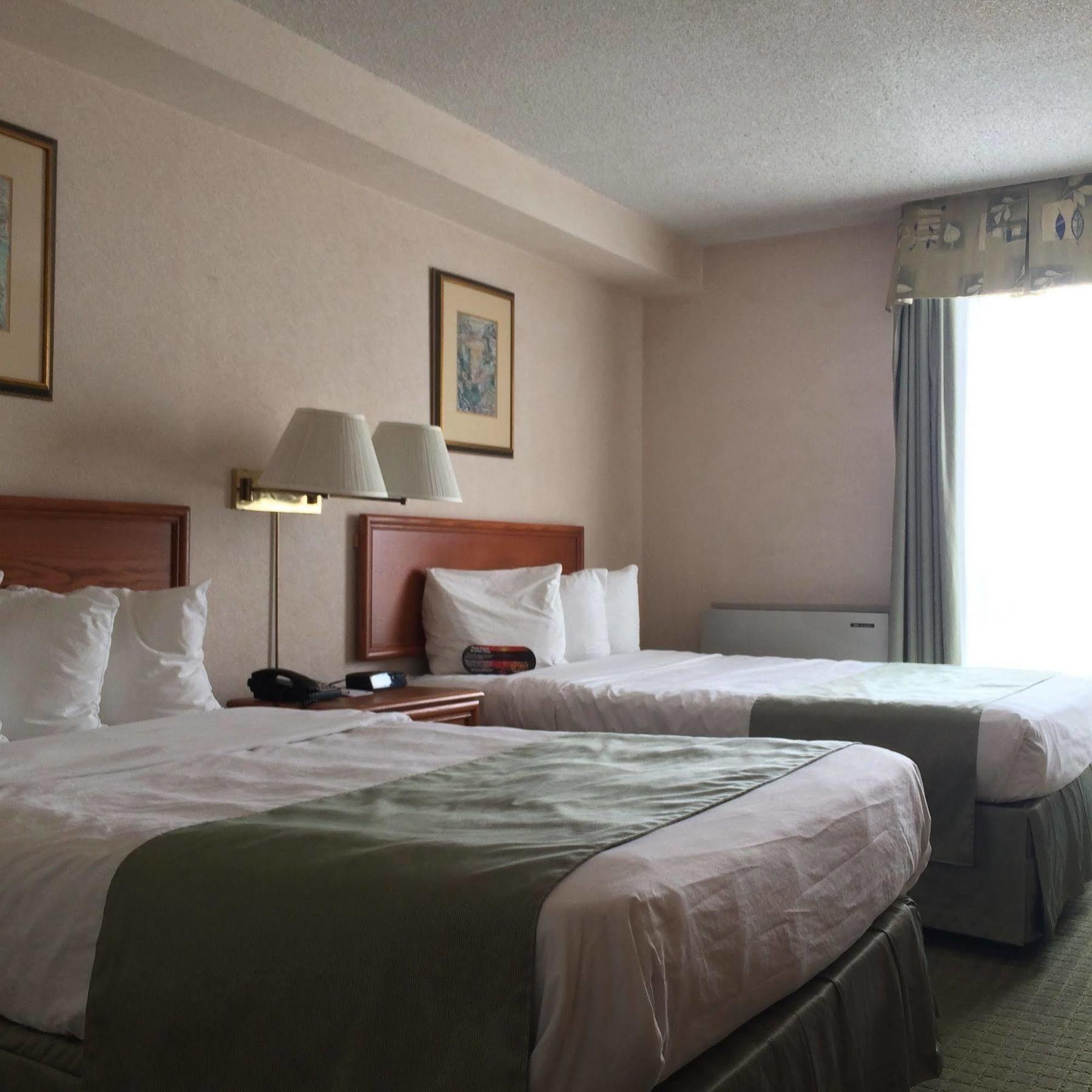 Four Points By Sheraton Toronto Airport East Экстерьер фото