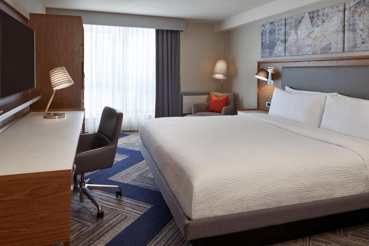 Four Points By Sheraton Toronto Airport East Экстерьер фото